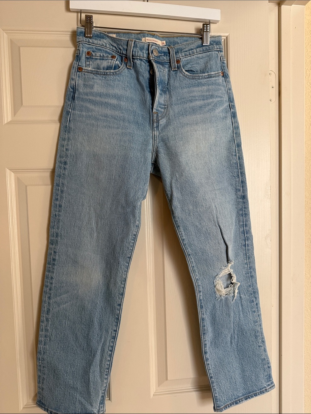 Levi's Light Blue Straight Leg Jeans with Knee Distress. Wedgie Straight.